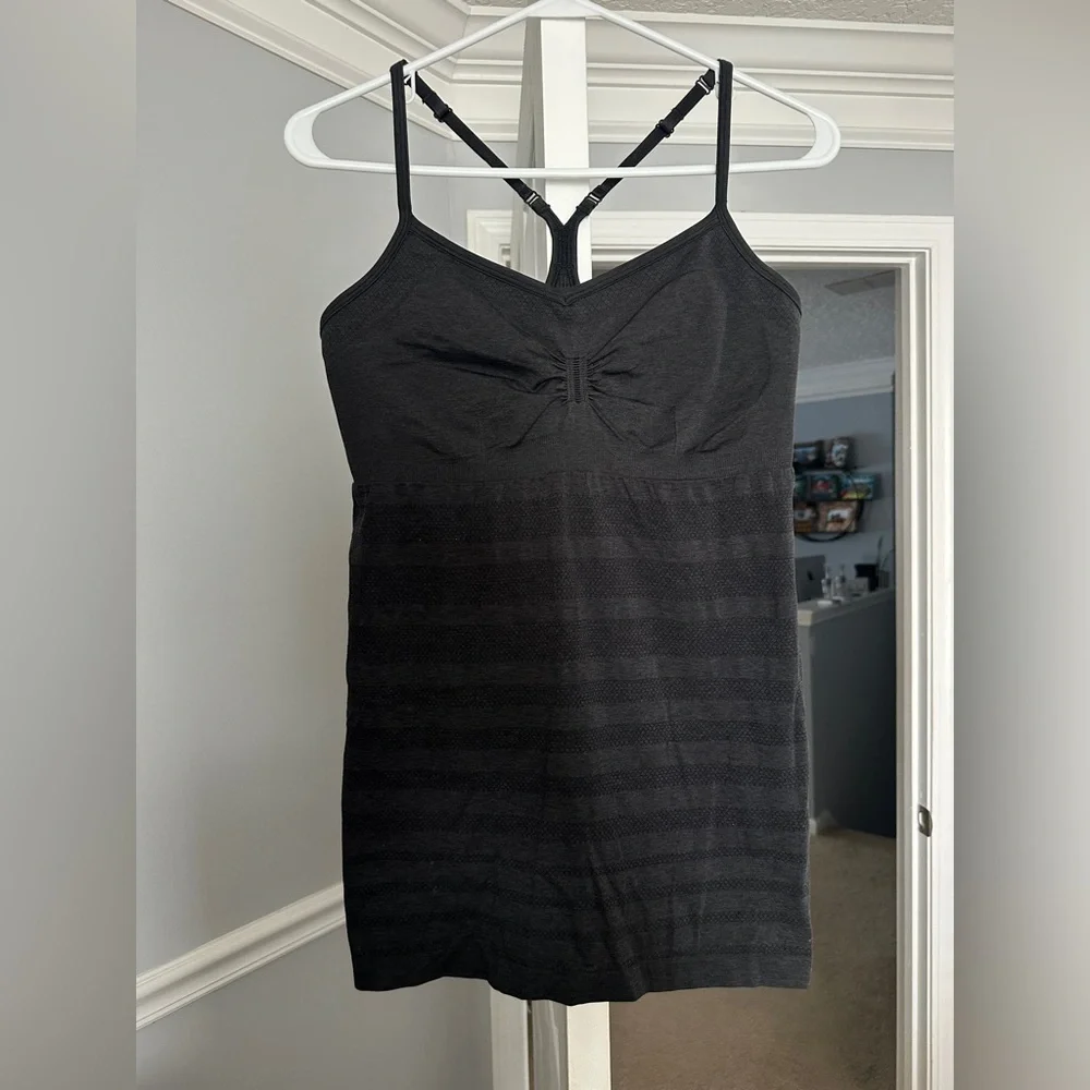 Lululemon Adjustable Tank Top Black/Dark Gray Size 8 - Picture 1 of 8